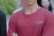 短剧《收废品怎么了我就要拒绝校花》80集短剧完整版免费在线观看