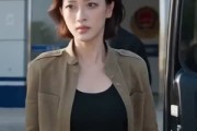短剧《穿越犯罪现场，我被当杀人犯逮捕了》65集短剧免费在线看全集