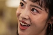 短剧《退亲当天，梭哈彩礼买猪圈》43集短剧超清画质在线追