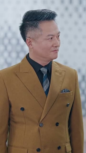 正搬砖呢，被大小姐拉去领证了（65集）火爆短剧热播中