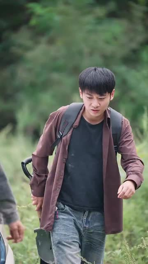 一把铲子一盒烟,金矿一挖挖一天(109集) 一把铲子一盒烟,金矿一挖挖一天(109集)在线看