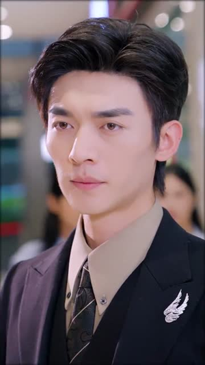 皇后驾到:反派人设崩不住了(92集) 皇后驾到:反派人设崩不住了(92集)最后的大结局