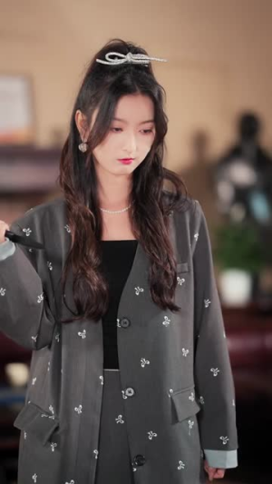 我全家是黄金岛岛主，而我在吃土（65集）超好看的短剧