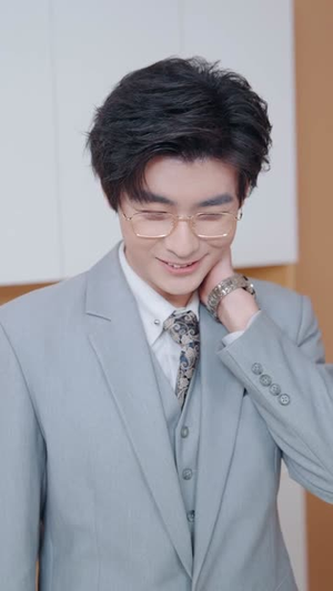 疯了才惹她，假千金可是活阎王（80集）观看软件