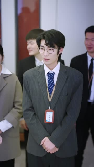 被拐二十年，我带着系统回来了（62集）好看的国产短剧