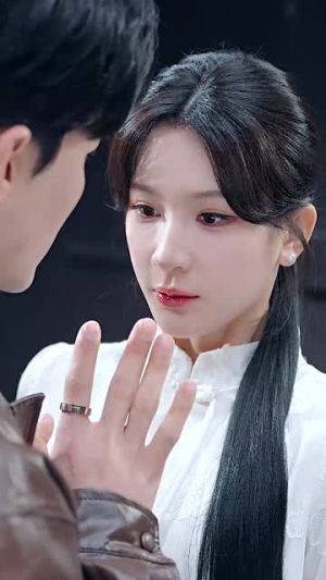 神瞳觉醒，她点石成金（70集）最新火爆短剧