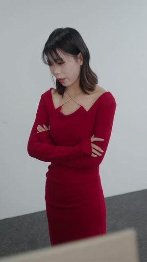 女战神:归城不折腰(30集) 女战神:归城不折腰(30集)红果免费短剧