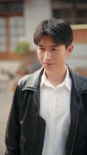 重生九零:下岗后我成了箱包大王(71集) 重生九零:下岗后我成了箱包大王(71集)分享好看短剧